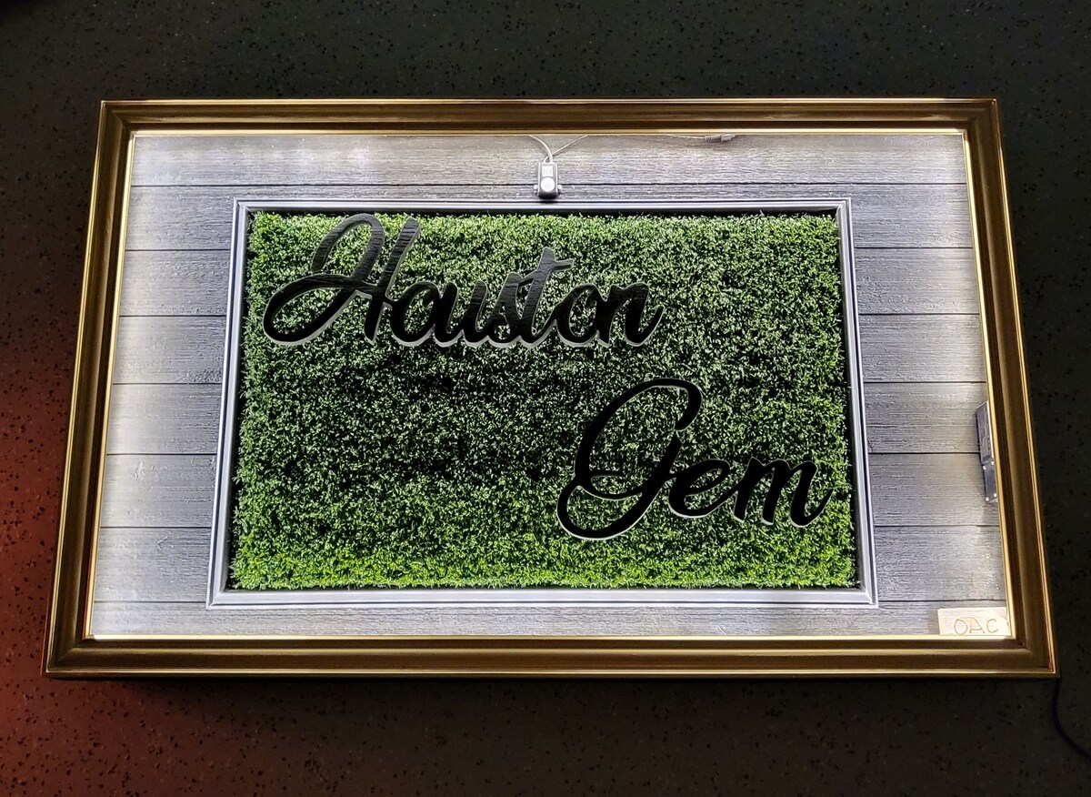 Photo 5 of 1976HoustonGem Luminous PvTPool & HotTub DT20mins for LRG Families 6Beds / 2Bath