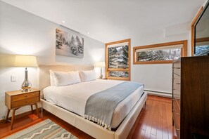 4 bedrooms, WiFi, bed sheets