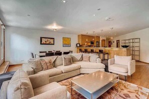 Smart TV, fireplace - VB | Spacious 4 BR Condo in Lionshead - Amenities (Vail)