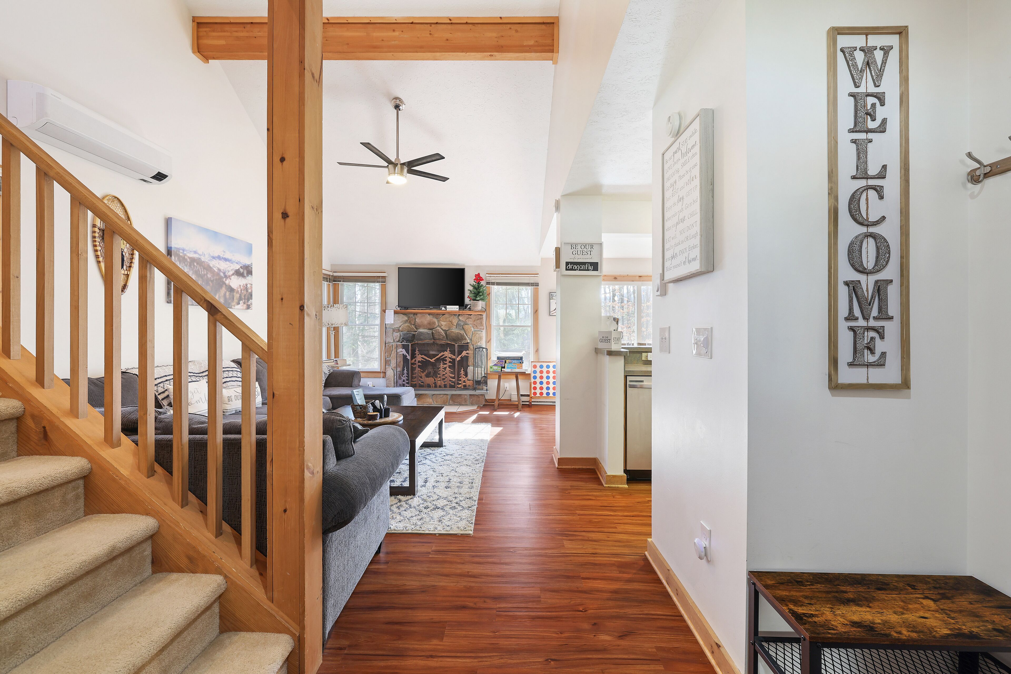 All 5-Star Reviews! Beautiful Fall Foliage!! Camelback Mtn Trailside Retreat!