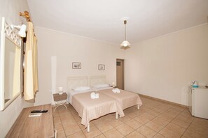 Room - Enjoy Villas (Santorini)