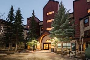 Exterior - Gorgeous Heart of Breck Ski-In Ski-Out Cabin | Rocker by AvantStay (Breckenridge)