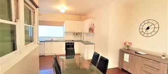 Wombat Cottage * Close to CBD * WIFI * Pet Friendly