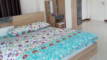 4 chambres, fer et planche Ă repasser, Wi-Fi, draps fournis