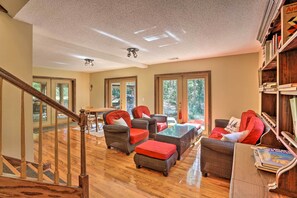 Interior - Charming Tallahassee Family Hideaway: 5 Mi to FSU! (Tallahassee)