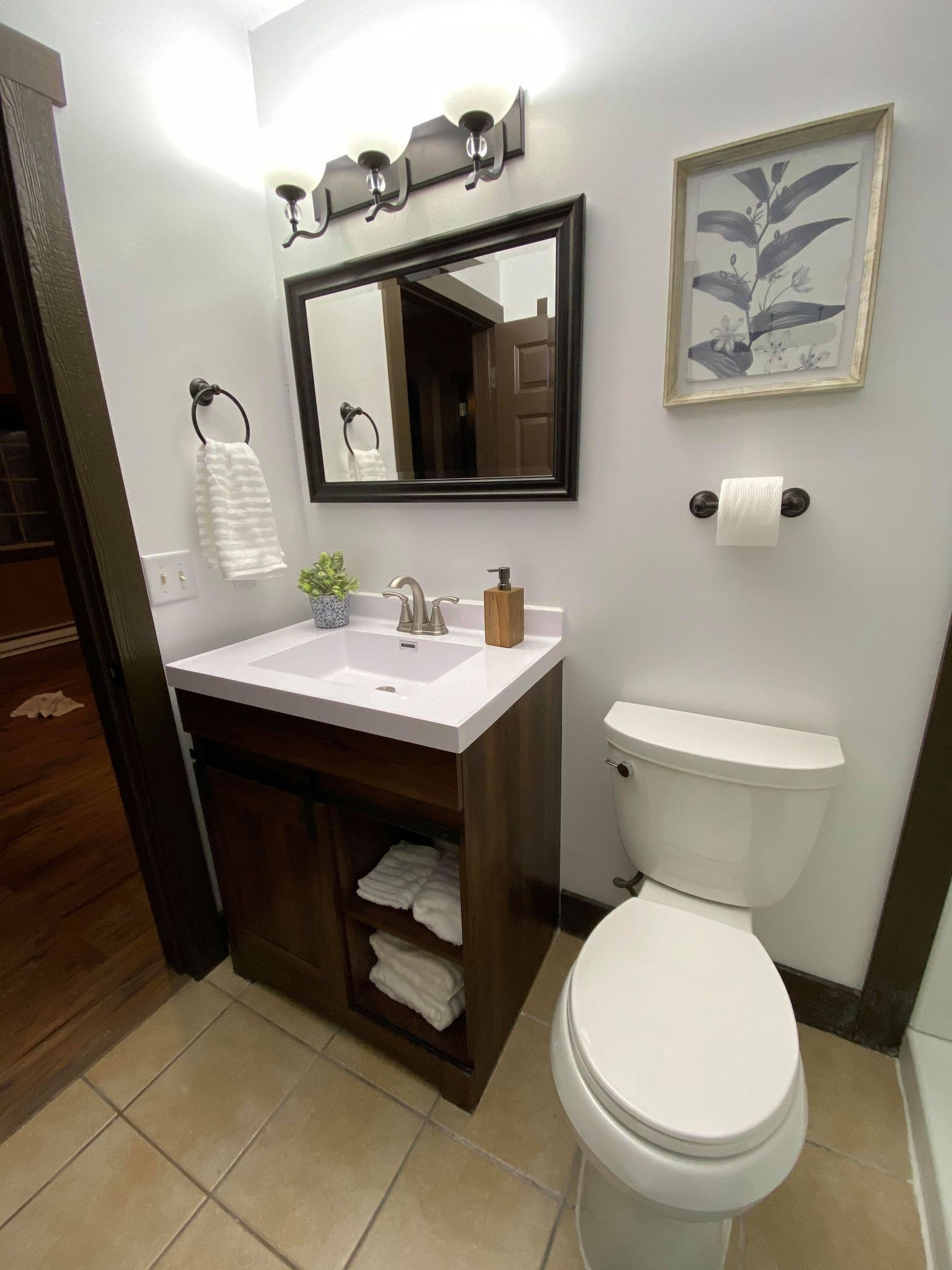 Wintergreen on Moen Lake Cabin #2