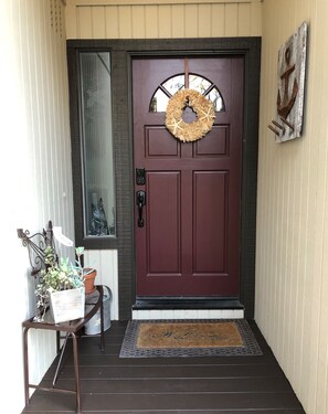 Exterior detail - Cozy Home Away From Home Not Far From The Beach & Downtown Cambria Shopping (Cambria)