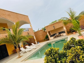 Piscine extérieure