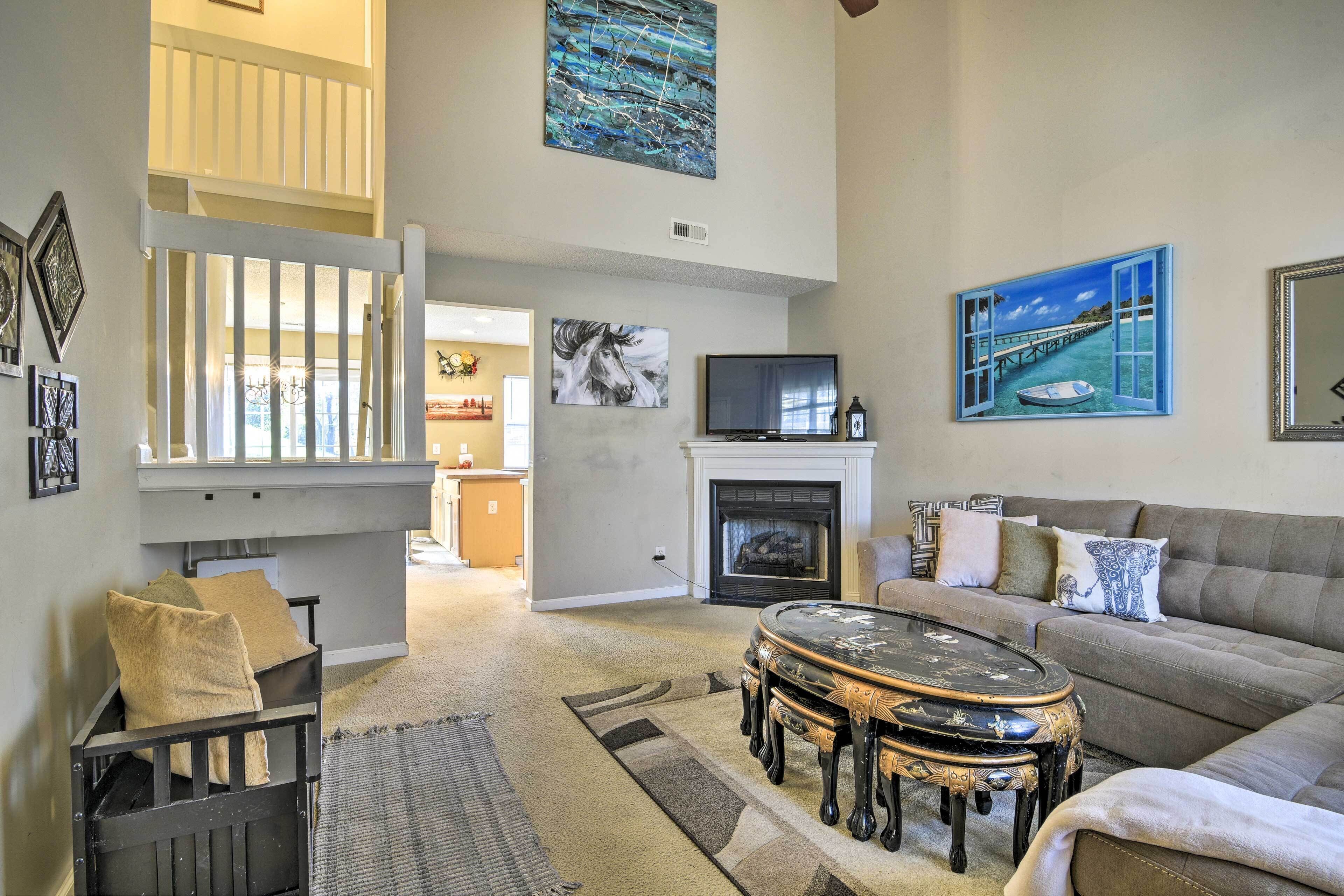 Modern Greensboro Getaway w/ Patio ~ 7 Mi to Dwtn!