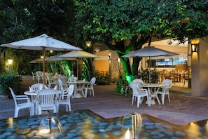 Outdoor dining - Gamma Cuernavaca Puerta Paraiso (Cuernavaca)
