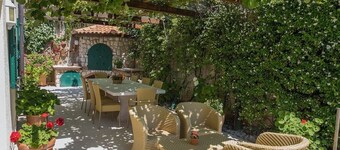 VinodolSun Villa Mediterran; luxury for 14 pers. Pool, sauna, tennis, outdoor kitchen