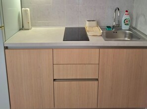 Apartment (One Bedroom Apartment 4) | Private kitchen | Fridge, coffee/tea maker