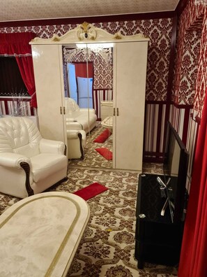 Apartment | 1 bedroom, iron/ironing board, free WiFi, bed sheets