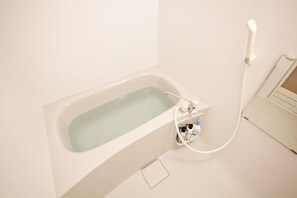 아파트, 금연 (Maisonette) | 욕실 | 샤워기/욕조 결합, 무료 세면용품, 헤어드라이어, 슬리퍼