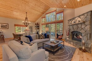 TV, fireplace