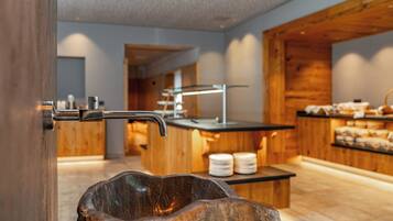 Daily buffet breakfast (EUR 25 per person)