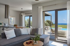 TV, table tennis - Villa Violin, Art Villas Kefalonia (Kefalonia)
