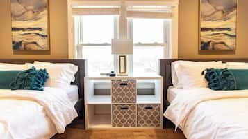 2 bedrooms, desk, iron/ironing board, free WiFi