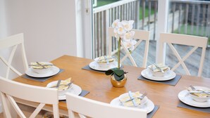 Unclassified image, 4 of 31, button - Pleasant Stay in Swansea (Swansea)