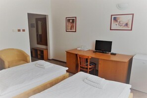 Room - Medium Hotel (Bratislava)