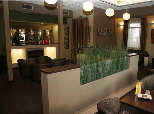 Medium Hotel