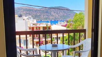 Khu ẩm thực ngoài trời