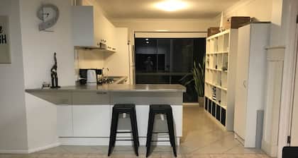 Burleigh Waters Retreat - Point of Difference - east coast holidays online