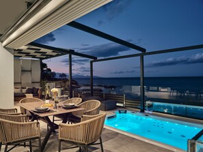 Villa Deluxe | Balcón