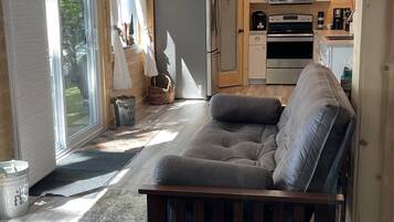 TV connectée, cheminée, chaßne hi-fi