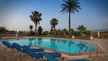 Udendørs pool