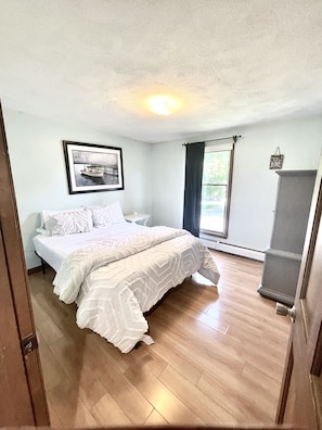 6 habitaciones, escritorio, tabla de planchar con plancha y wifi gratis
