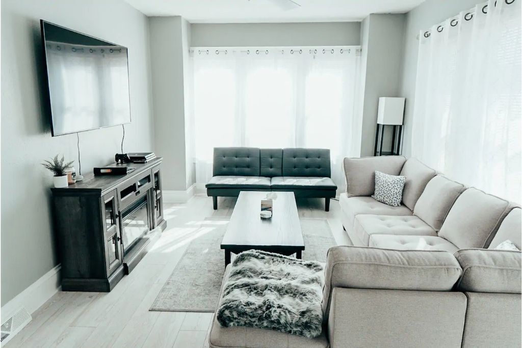 Private Modern Two Bedroom Sunset Getaway!