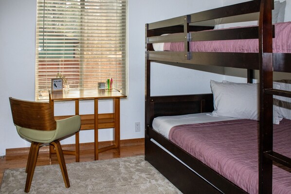 3 habitaciones y camas con efecto memoria
