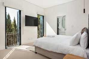 2 Schlafzimmer, Zimmersafe, Bügeleisen/Bügelbrett, Internetzugang