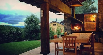 NAHUJA I - Five Bedroom Cottage, Sleeps 12