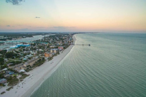 Owners Featured on HGTV- Private Terrace - Private Beach Path - Mid Island Luxry