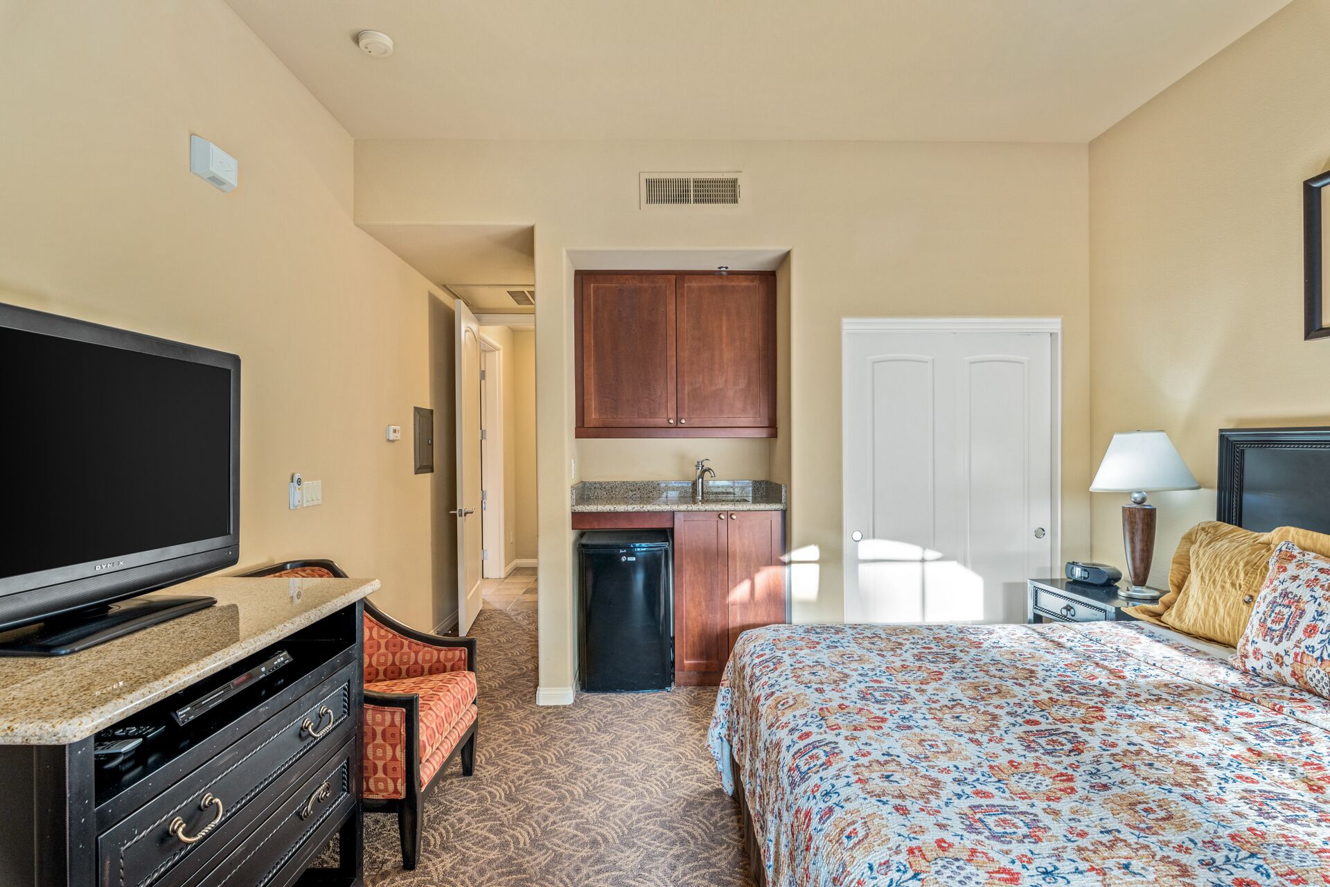 Deluxe King Casita near Clubhouse - (C79-B)