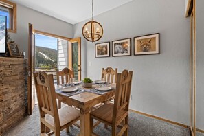 Dining - Keystone with EPIC Views (Keystone)