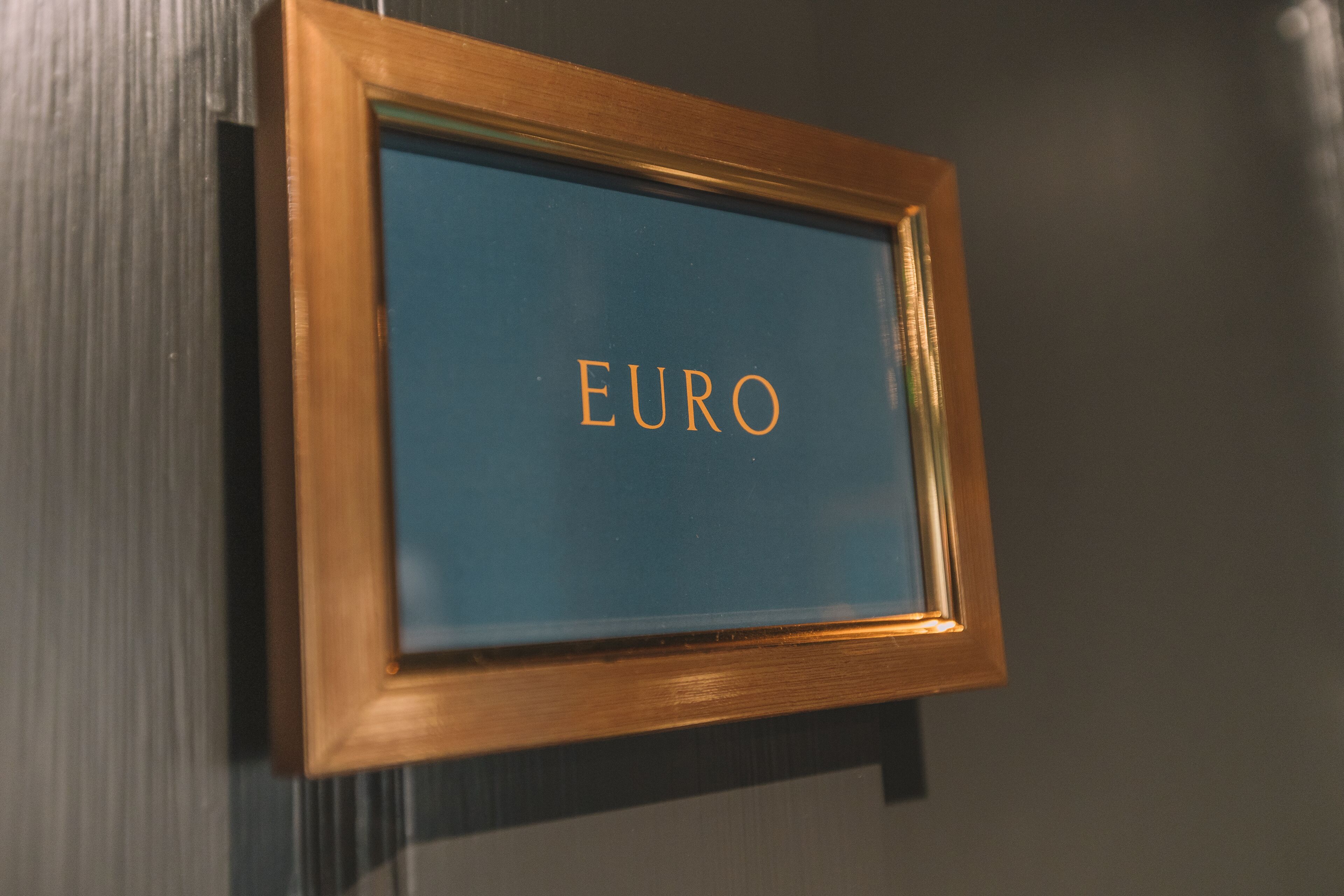 premier suite, ensuite, river view (euro) | interior