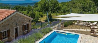 DomaineVinodolSun: Excl. Dream for up to 20 people, heated pool, sauna, tennis