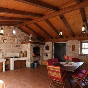 تناول الطعام