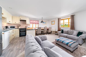 TV connectée, table de tennis de table