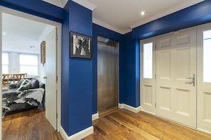 Interior - JOIVY Lovely 2 Bedroom Flat in Chelsea (London)