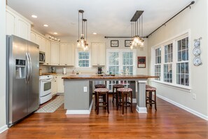 Kitchen dining! - Private Luxury Home and Dock on Main Lake! (Boydton)