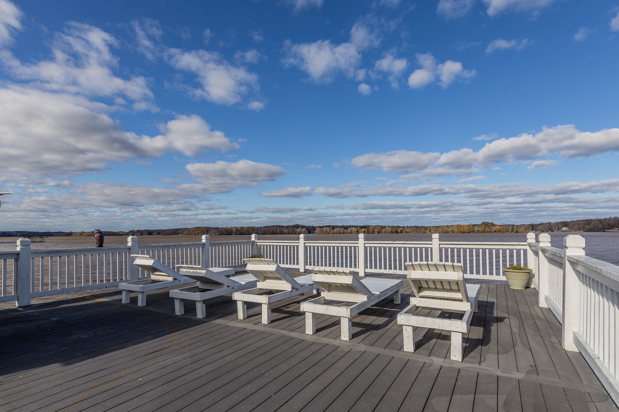 Suntanning on upstairs dock!  Incredible Views!
