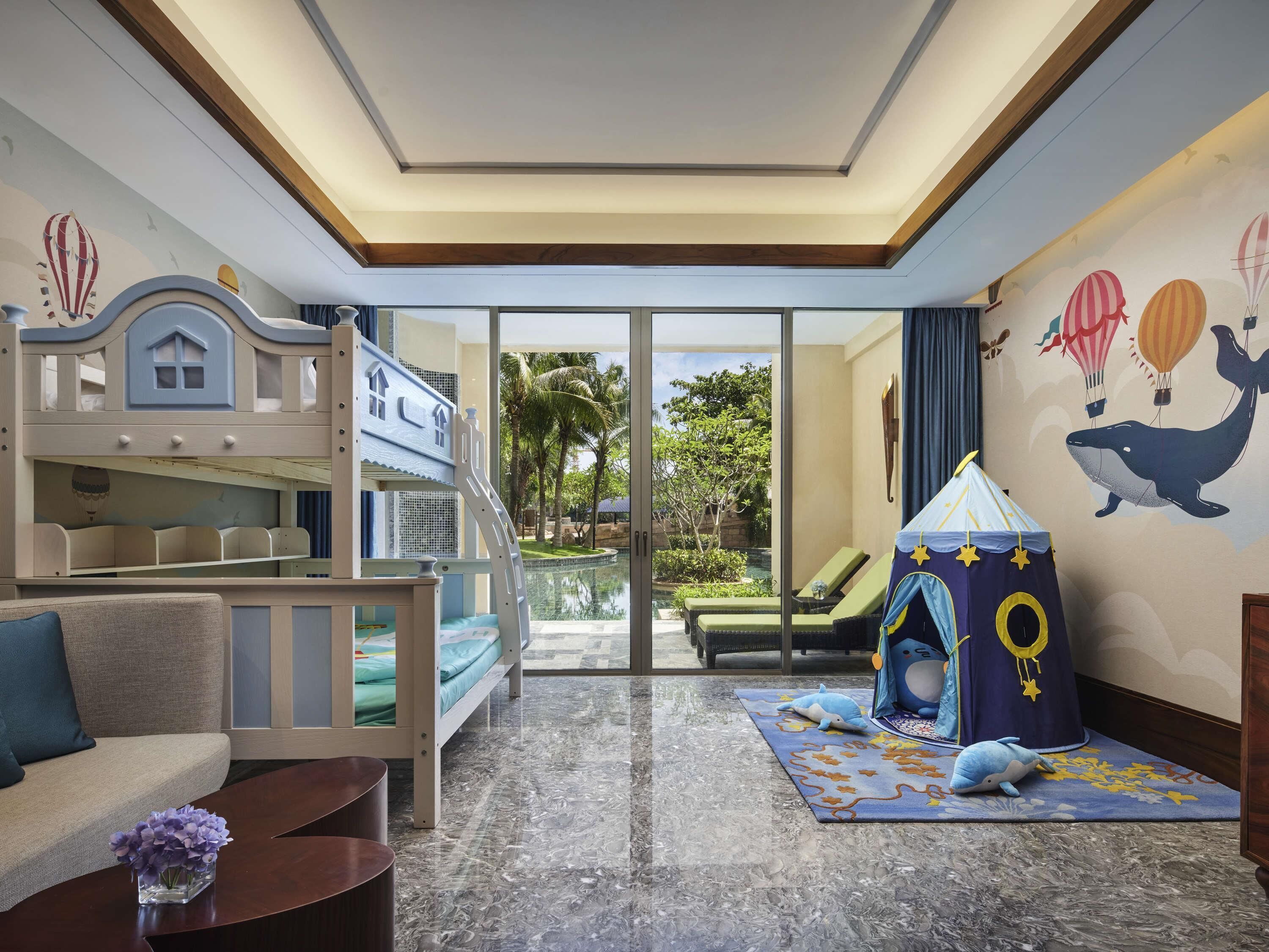 Fairmont, 家庭套房, 多张床, 使用泳池, 海洋景观 | 高档床上用品、迷你吧、办公桌、笔记本电脑工作区