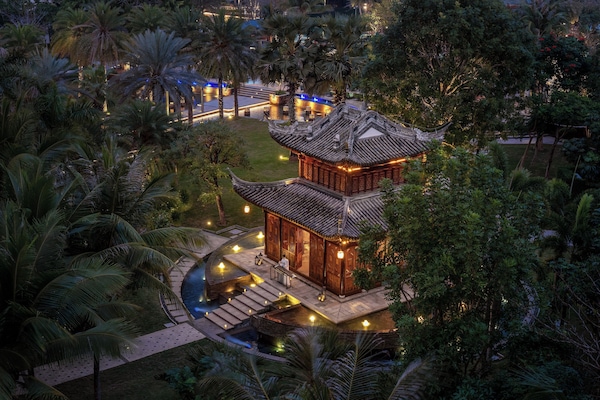 Fairmont Gold, Room, 2 Twin Beds, Club Lounge Access, Ocean View | Premium bedding, minibar, desk, laptop workspace