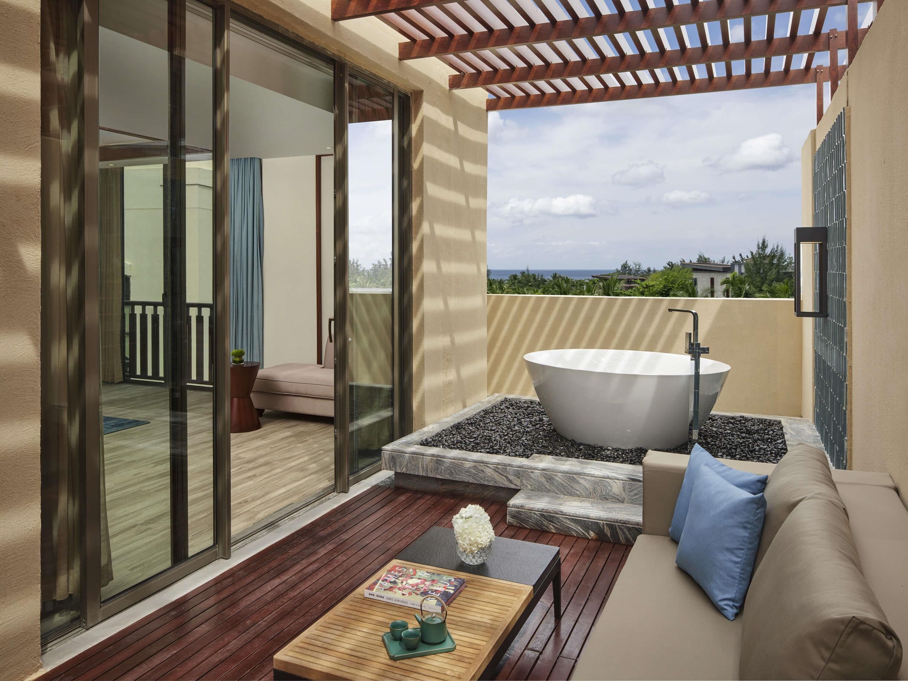 Ropa de cama de alta calidad, minibar y escritorio 