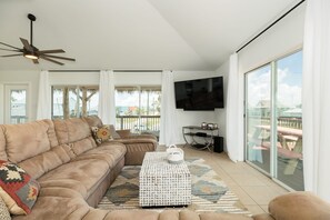 TV, fireplace, stereo, offices - Endless Activities-Private Pool,Hot Tub,Fire Pits! (Freeport)