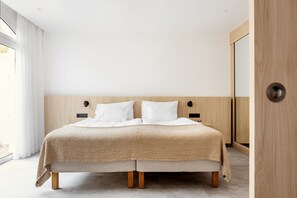 Fer et planche à repasser, Wi-Fi gratuit, draps fournis